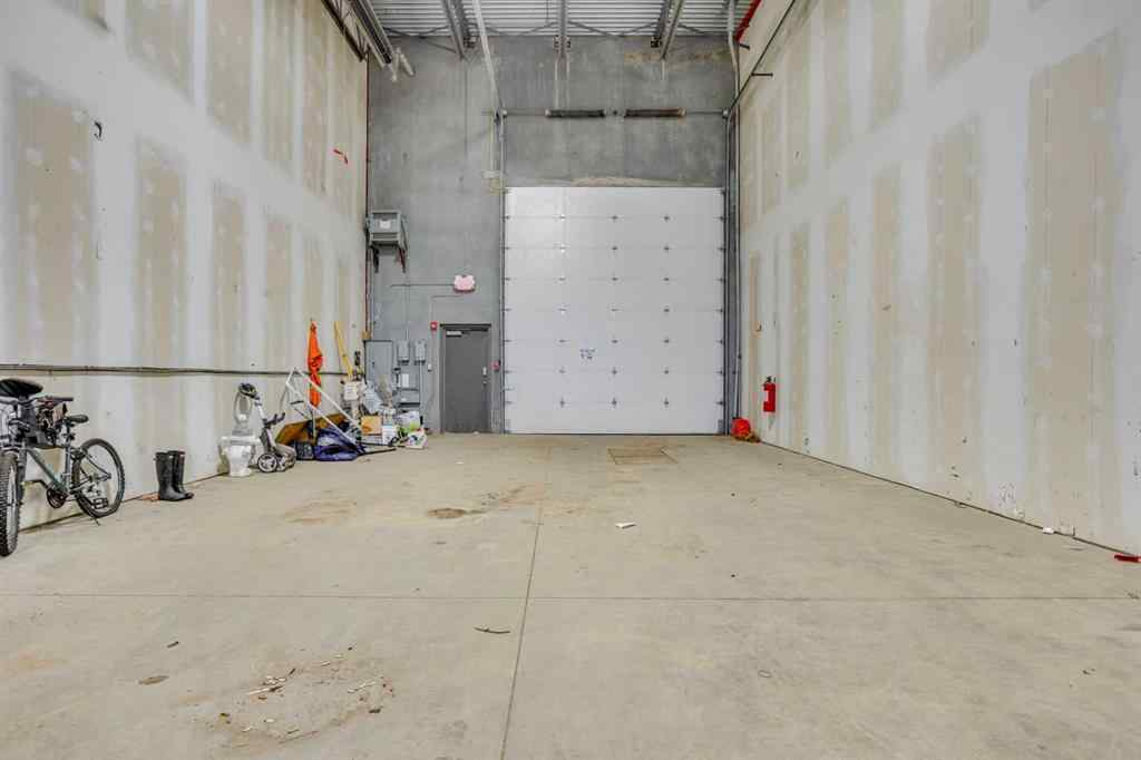 MLS® A2239319 - Unit #104 400 Mackenzie Boulevard  in Gregoire Commercial Park Fort McMurray, Commercial