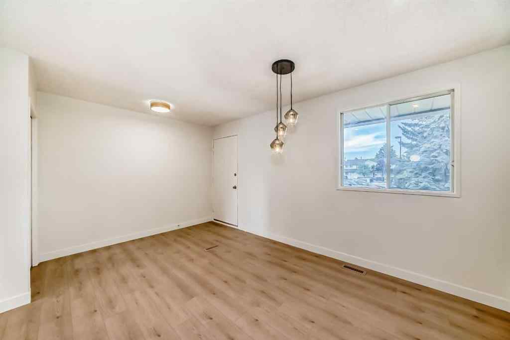 MLS® A2239322 - Unit #32 1515 Falconridge Drive NE in Falconridge Calgary, Residential