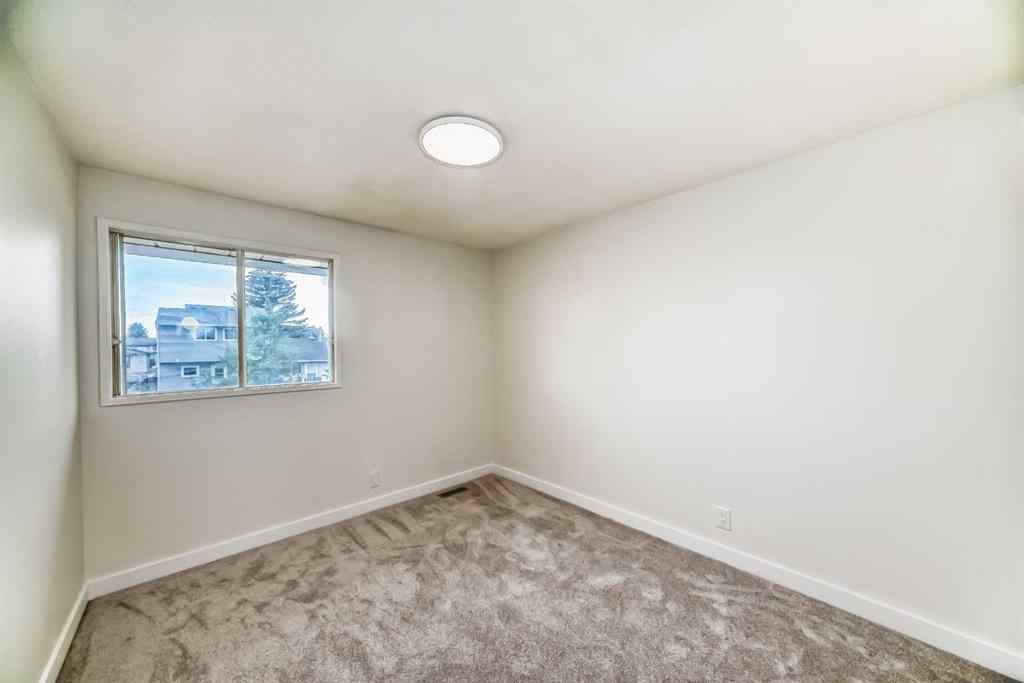 MLS® A2239322 - Unit #32 1515 Falconridge Drive NE in Falconridge Calgary, Residential