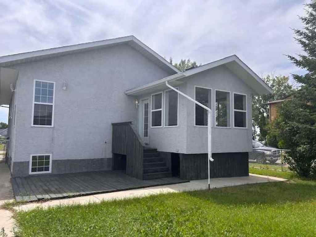 MLS® A2239326 - 202 2 Avenue E in Hanna Hanna, Residential
