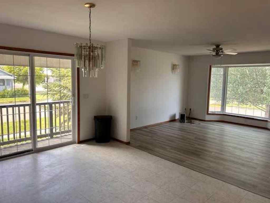 MLS® A2239326 - 202 2 Avenue E in Hanna Hanna, Residential