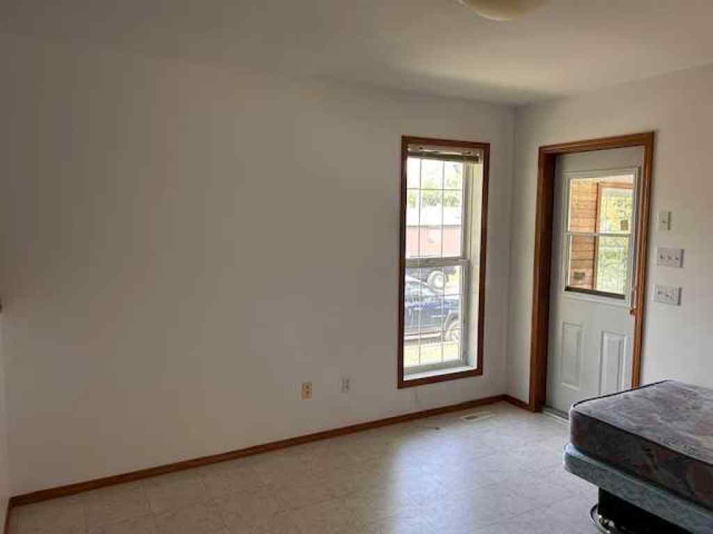 MLS® A2239326 - 202 2 Avenue E in Hanna Hanna, Residential