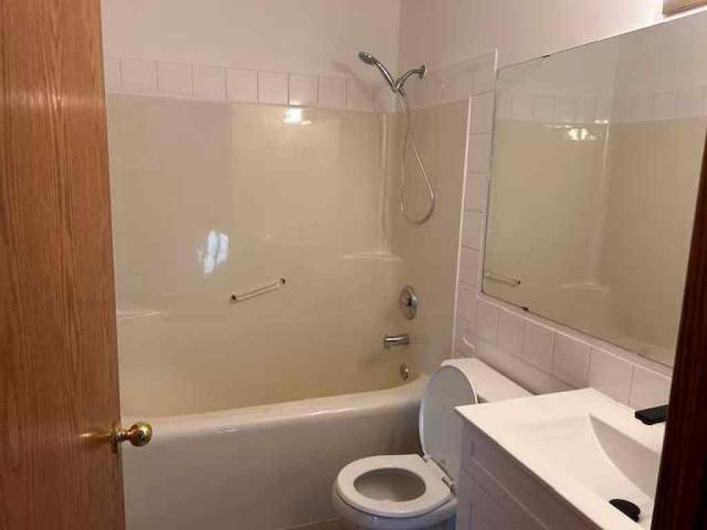 MLS® A2239326 - 202 2 Avenue E in Hanna Hanna, Residential