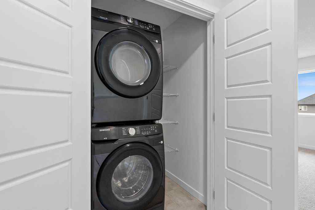 MLS® A2239351 - 982 Chinook Winds Meadow SW in Chinook Gate Airdrie, Residential