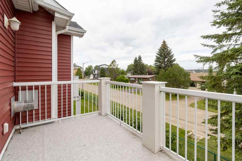 MLS® A2239355 - Unit #605 5220 50A Avenue  in Downtown Sylvan Lake, Residential