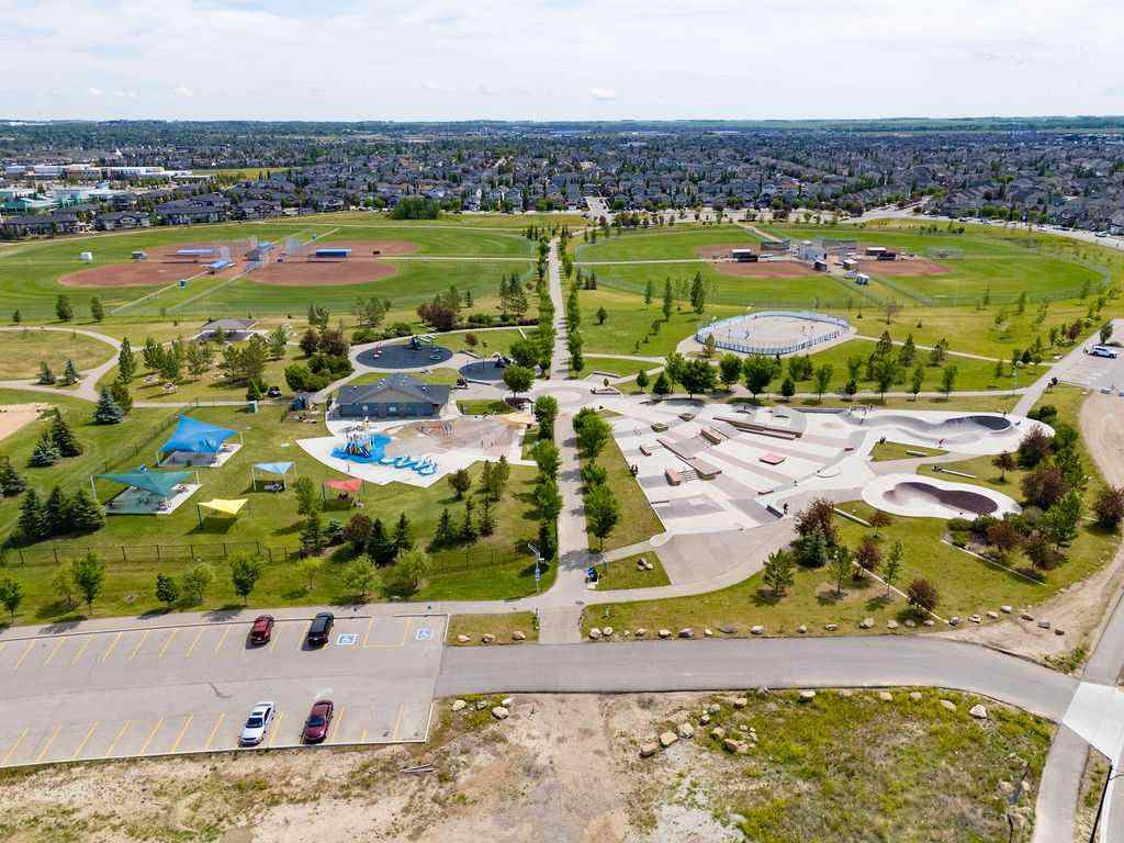 MLS® A2239358 - 990 Chinook Winds Meadow SW in Chinook Gate Airdrie, Residential