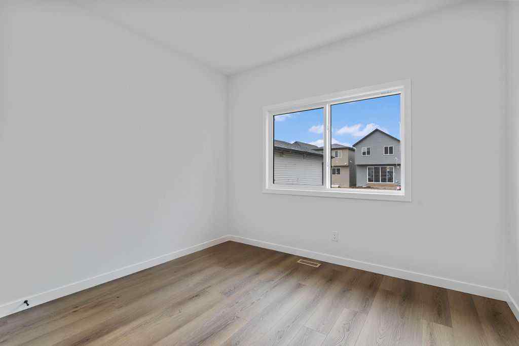 MLS® A2239358 - 990 Chinook Winds Meadow SW in Chinook Gate Airdrie, Residential