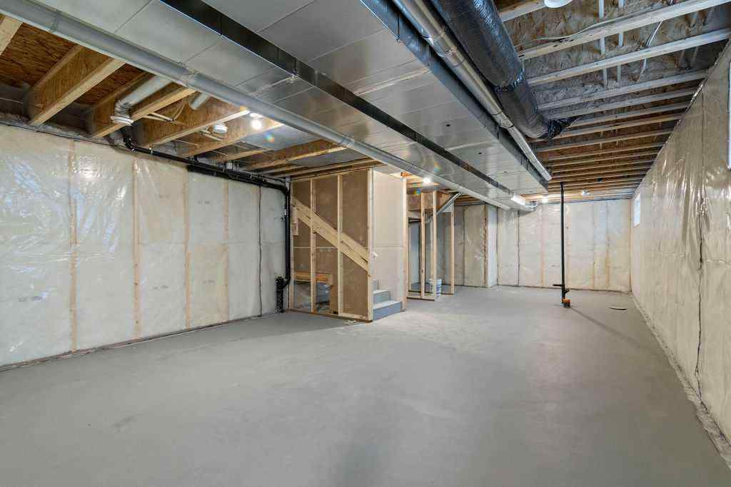 MLS® A2239358 - 990 Chinook Winds Meadow SW in Chinook Gate Airdrie, Residential