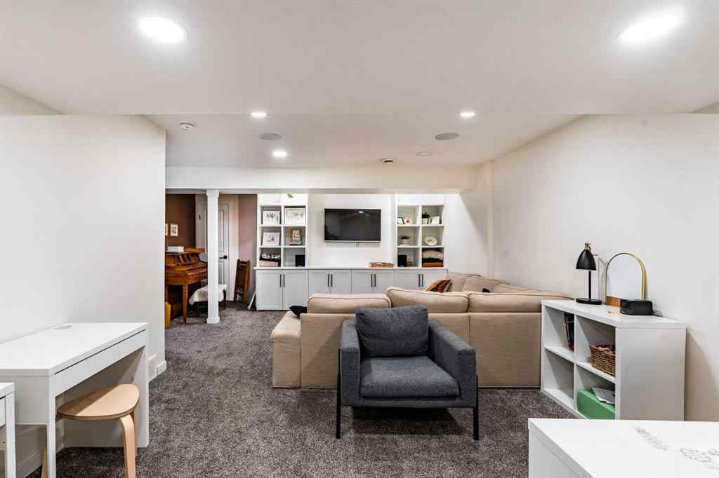 MLS® A2239365 - 112 Midtown Court SW in Midtown Airdrie, Residential