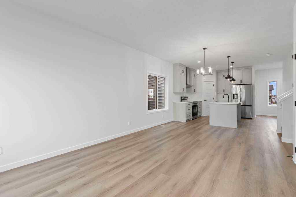 MLS® A2239371 - 966 Chinook Winds Meadow SW in Chinook Gate Airdrie, Residential