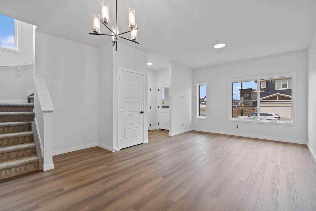 MLS® A2239371 - 966 Chinook Winds Meadow SW in Chinook Gate Airdrie, Residential
