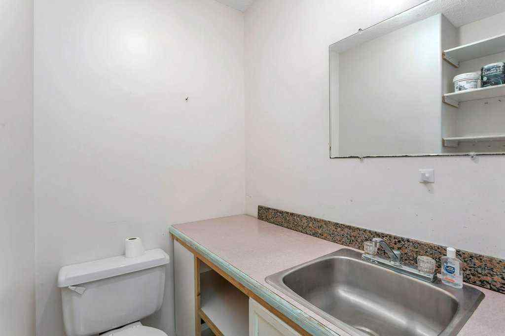 MLS® A2239373 - 4 50 Avenue  in NONE Bluffton, Residential