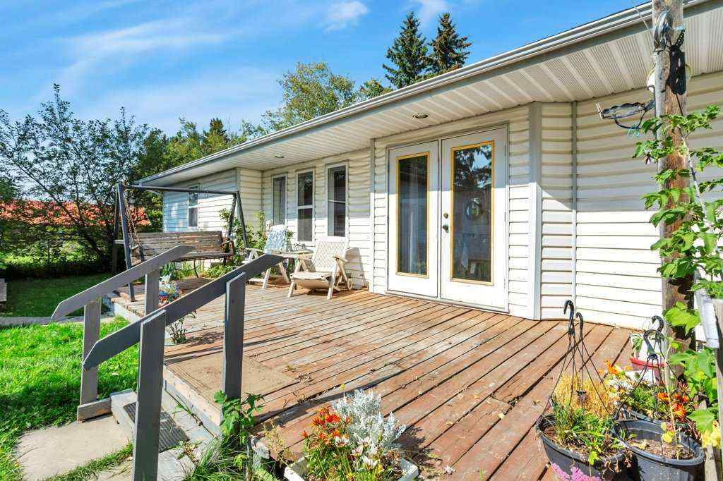 MLS® A2239373 - 4 50 Avenue  in NONE Bluffton, Residential