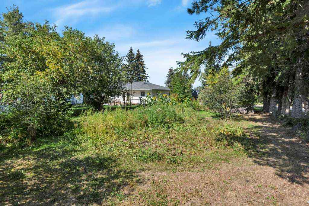 MLS® A2239373 - 4 50 Avenue  in NONE Bluffton, Residential
