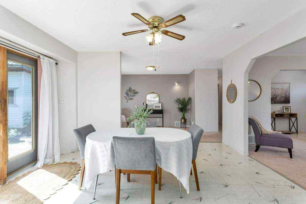 MLS® A2239373 - 4 50 Avenue  in NONE Bluffton, Residential