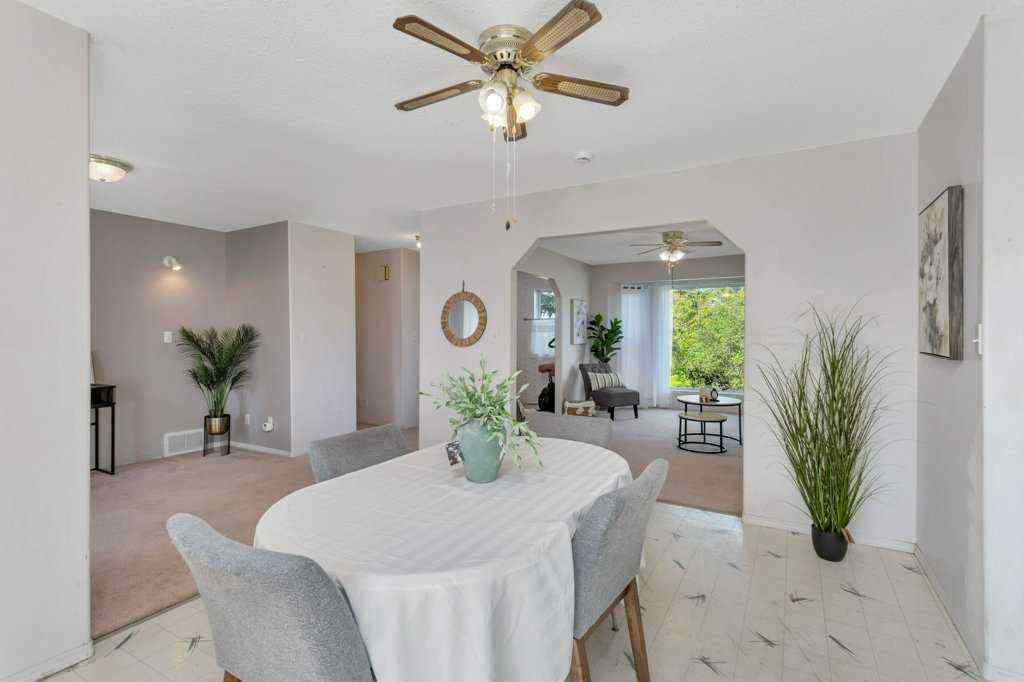 MLS® A2239373 - 4 50 Avenue  in NONE Bluffton, Residential