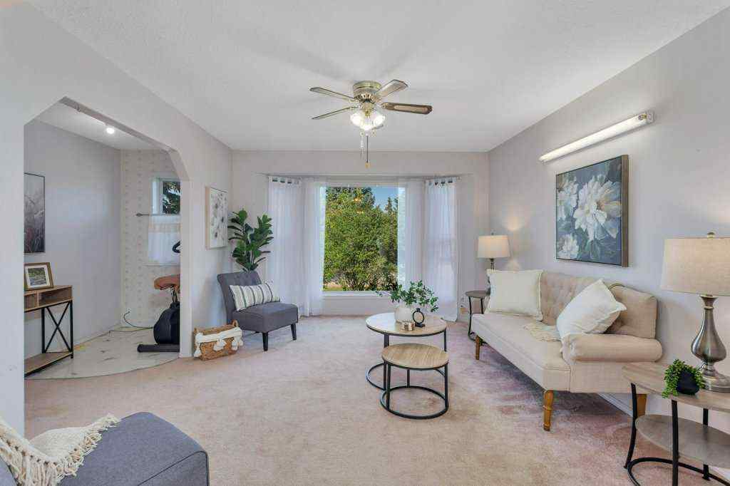 MLS® A2239373 - 4 50 Avenue  in NONE Bluffton, Residential