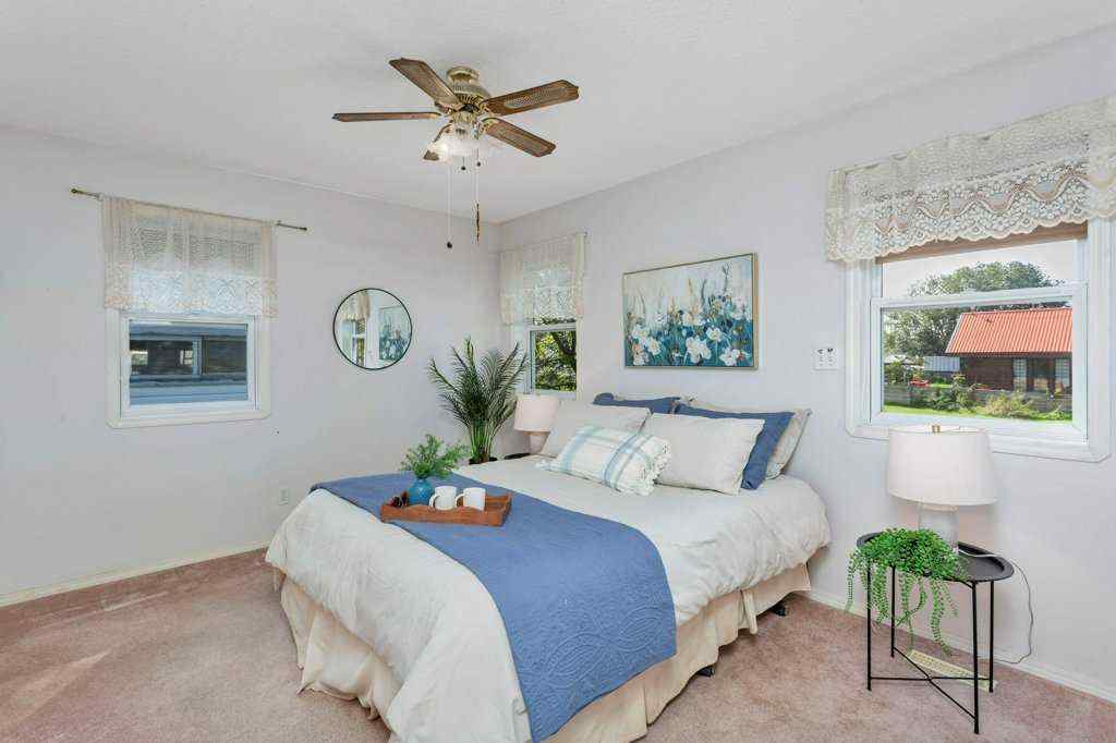 MLS® A2239373 - 4 50 Avenue  in NONE Bluffton, Residential
