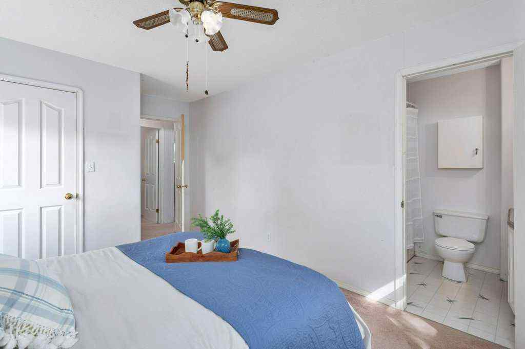 MLS® A2239373 - 4 50 Avenue  in NONE Bluffton, Residential