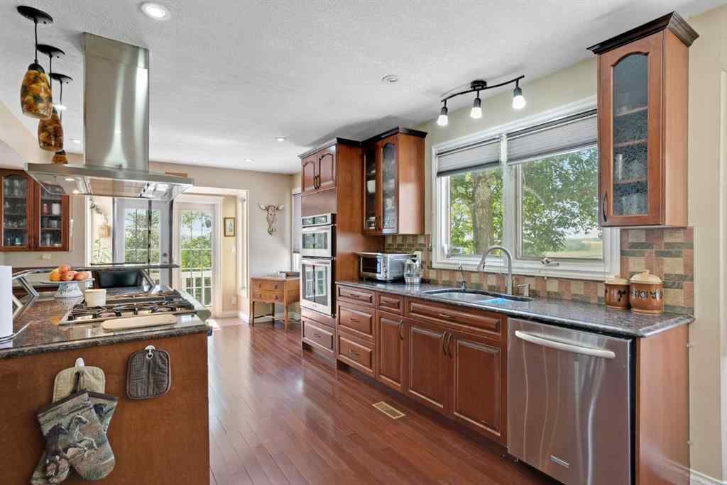 MLS® A2239377 - 56053 Ridgeview Drive E in NONE Rural Foothills County, Residential