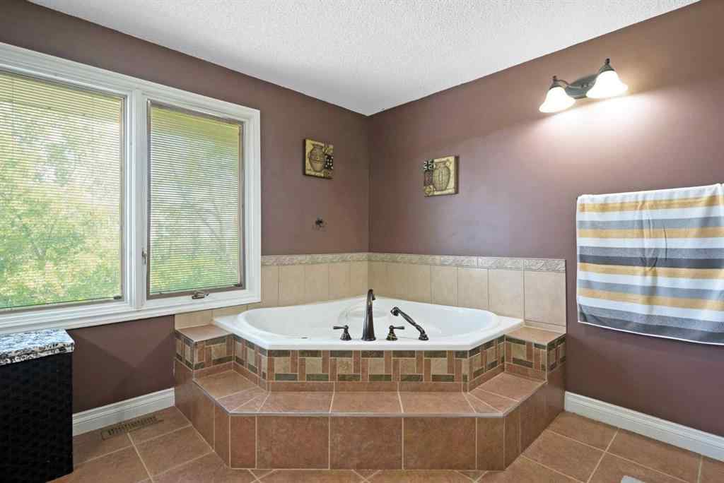 MLS® A2239377 - 56053 Ridgeview Drive E in NONE Rural Foothills County, Residential