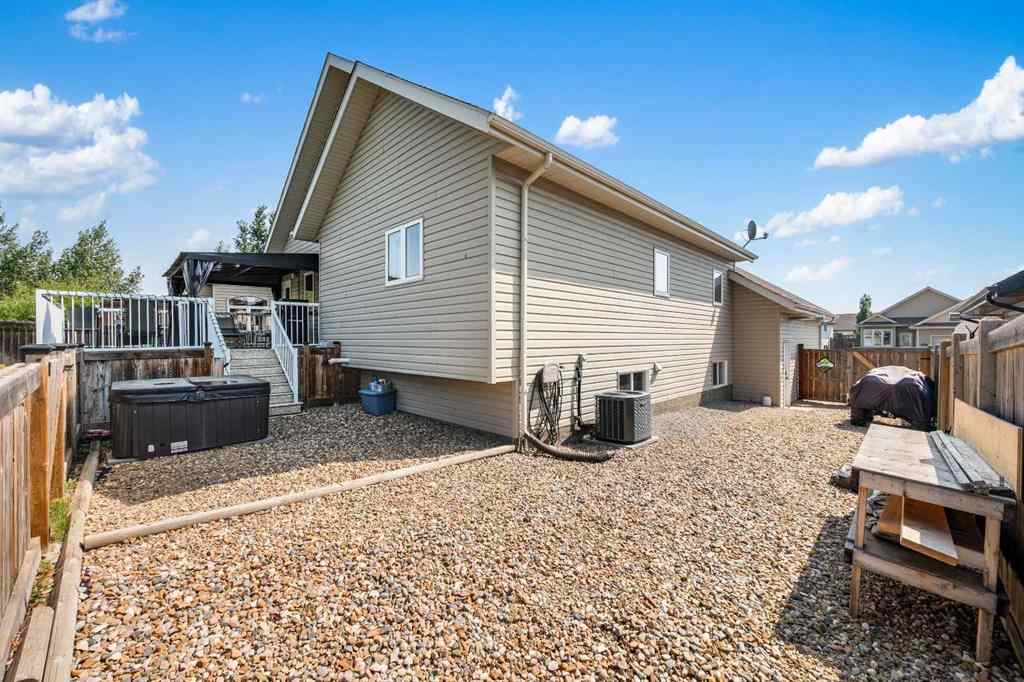 MLS® A2239379 - 1406 52C Avenue  in College Park Lloydminster, Residential