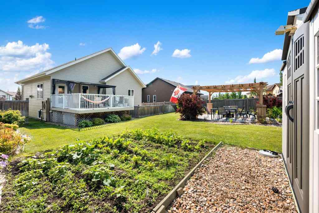 MLS® A2239379 - 1406 52C Avenue  in College Park Lloydminster, Residential