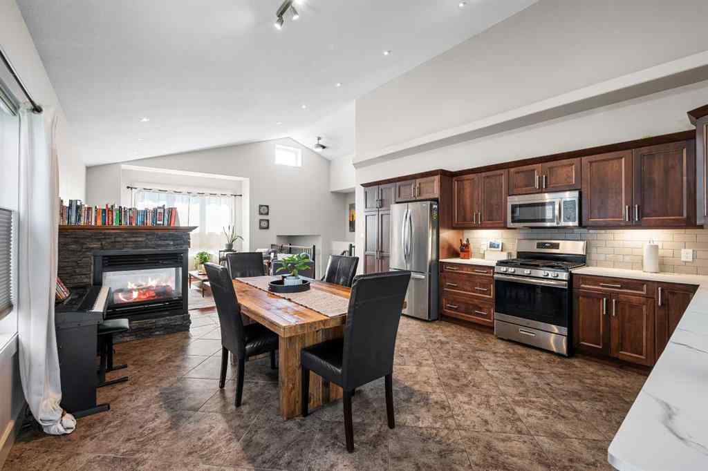 MLS® A2239379 - 1406 52C Avenue  in College Park Lloydminster, Residential
