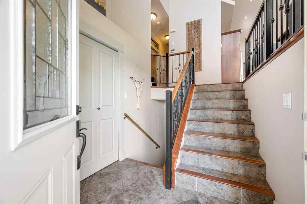 MLS® A2239379 - 1406 52C Avenue  in College Park Lloydminster, Residential
