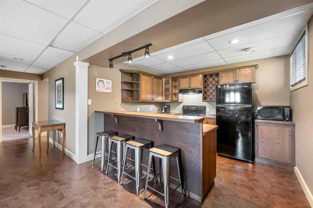 MLS® A2239379 - 1406 52C Avenue  in College Park Lloydminster, Residential