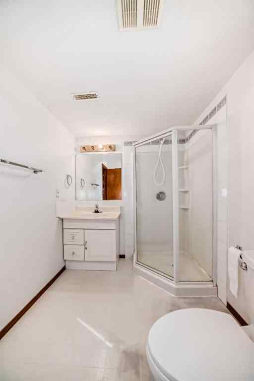 MLS® A2239382 - 28 Harvest Oak Drive NE in Harvest Hills Calgary, Residential