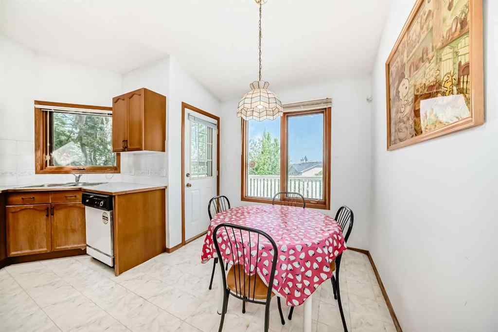 MLS® A2239382 - 28 Harvest Oak Drive NE in Harvest Hills Calgary, Residential