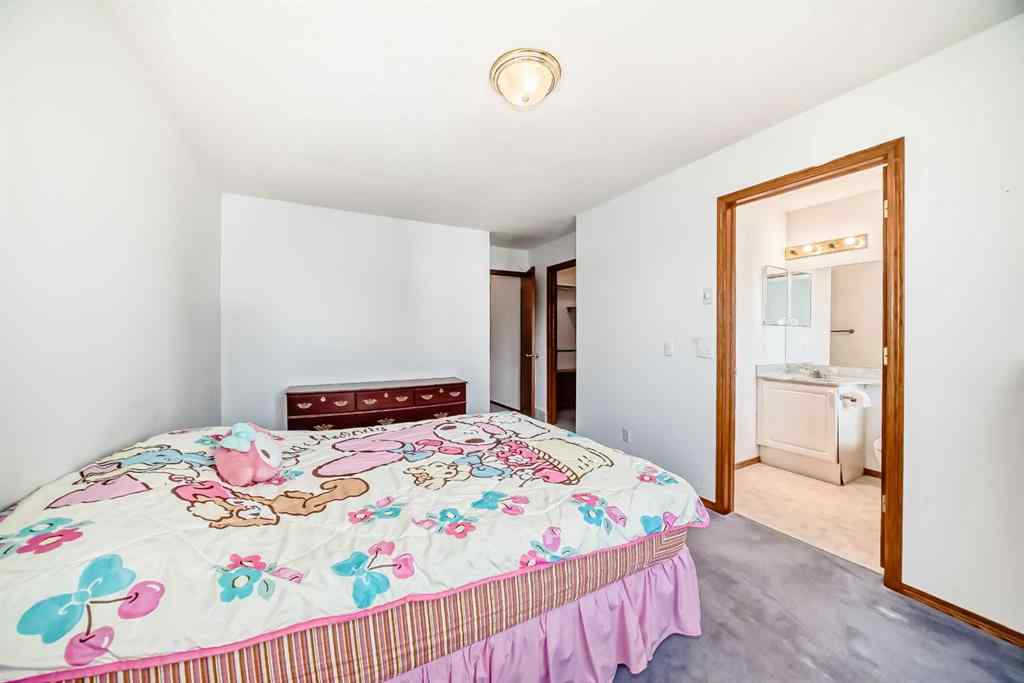 MLS® A2239382 - 28 Harvest Oak Drive NE in Harvest Hills Calgary, Residential