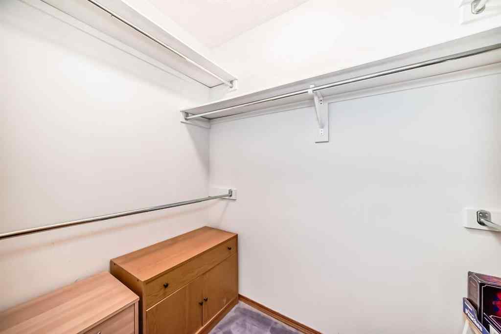 MLS® A2239382 - 28 Harvest Oak Drive NE in Harvest Hills Calgary, Residential