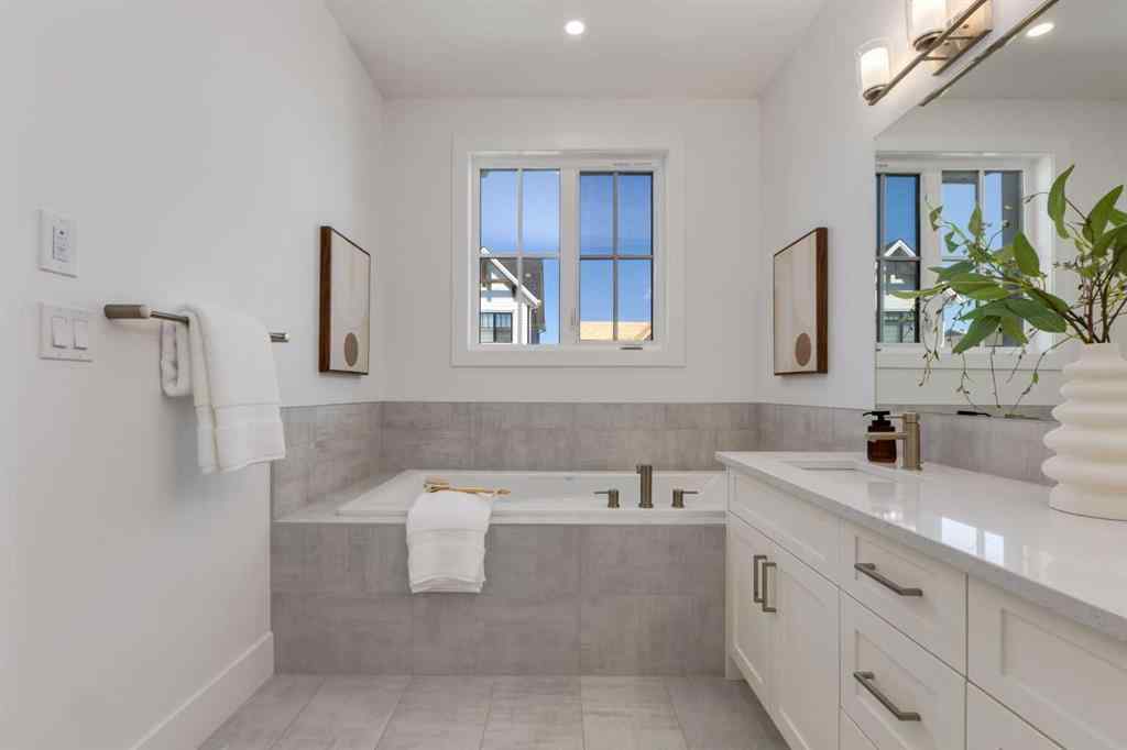 MLS® A2239391 - 72 Treeline Common SW in Alpine Park Calgary, Residential