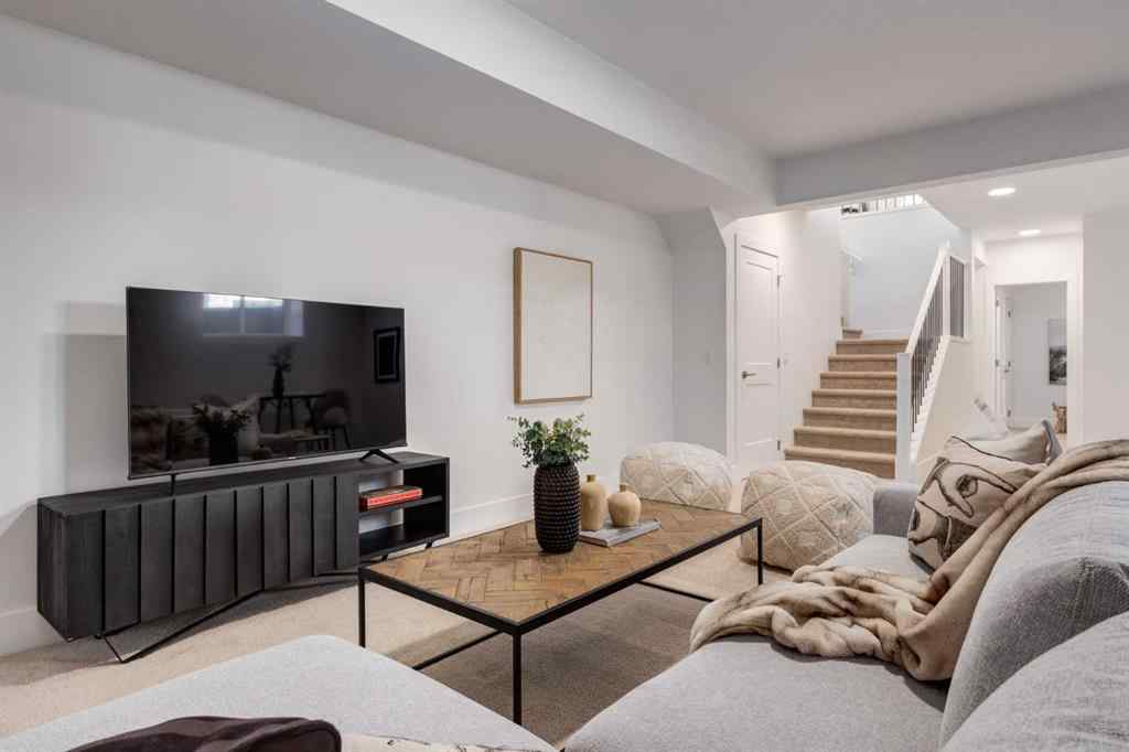 MLS® A2239391 - 72 Treeline Common SW in Alpine Park Calgary, Residential
