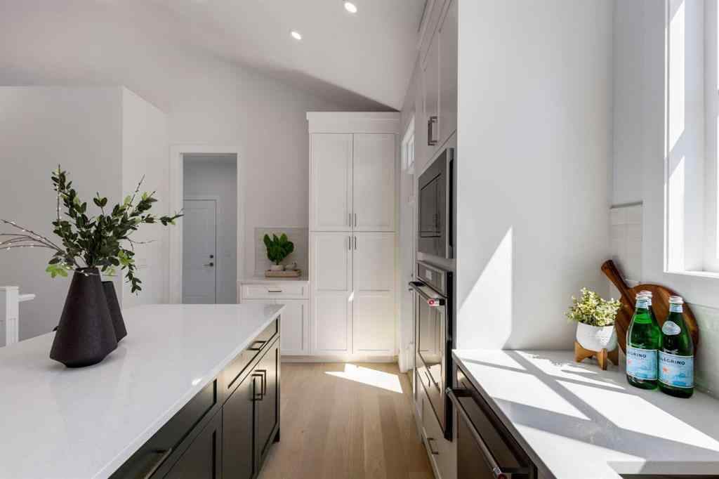 MLS® A2239391 - 72 Treeline Common SW in Alpine Park Calgary, Residential