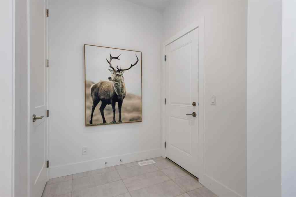 MLS® A2239391 - 72 Treeline Common SW in Alpine Park Calgary, Residential