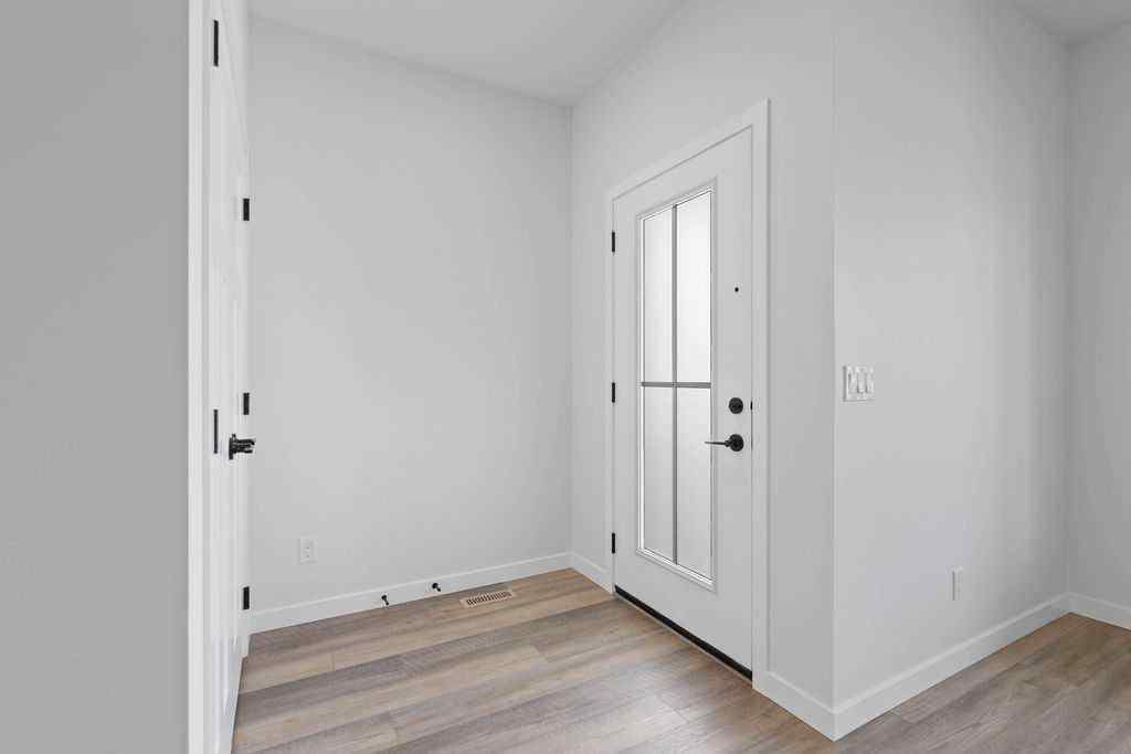 MLS® A2239392 - 986 Chinook Winds Meadow SW in Chinook Gate Airdrie, Residential