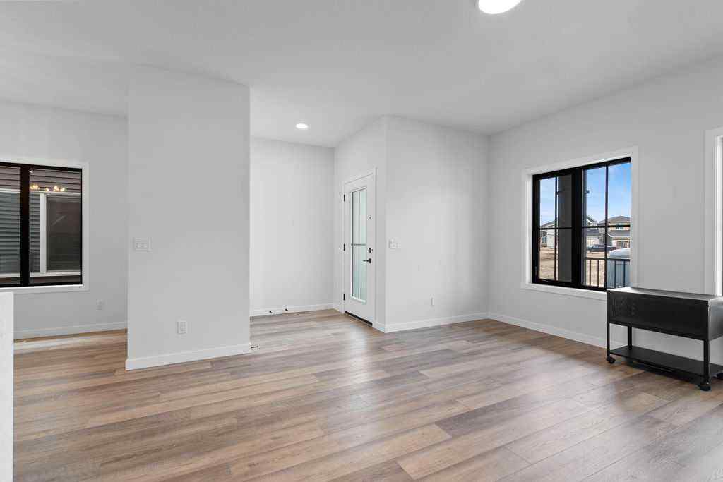 MLS® A2239392 - 986 Chinook Winds Meadow SW in Chinook Gate Airdrie, Residential