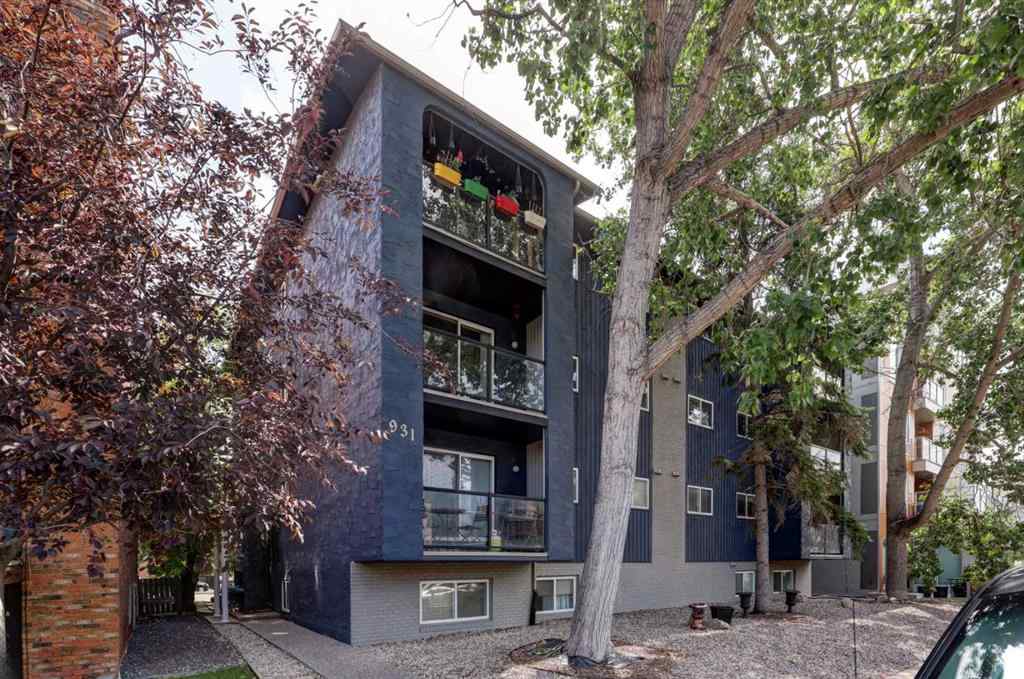 MLS® A2239396 - Unit #301 931 2 Avenue NW in Sunnyside Calgary, Residential
