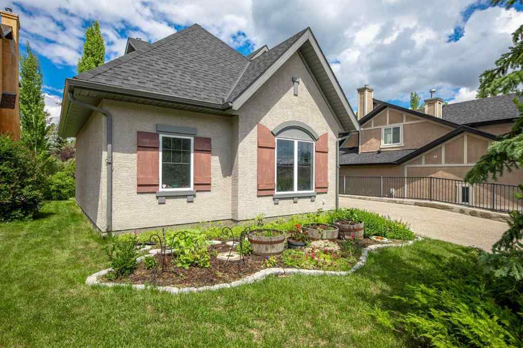 MLS® A2239402 - 10 Tusslewood Heights NW in Tuscany Calgary, Residential