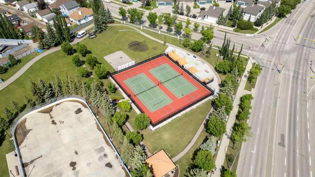 MLS® A2239402 - 10 Tusslewood Heights NW in Tuscany Calgary, Residential