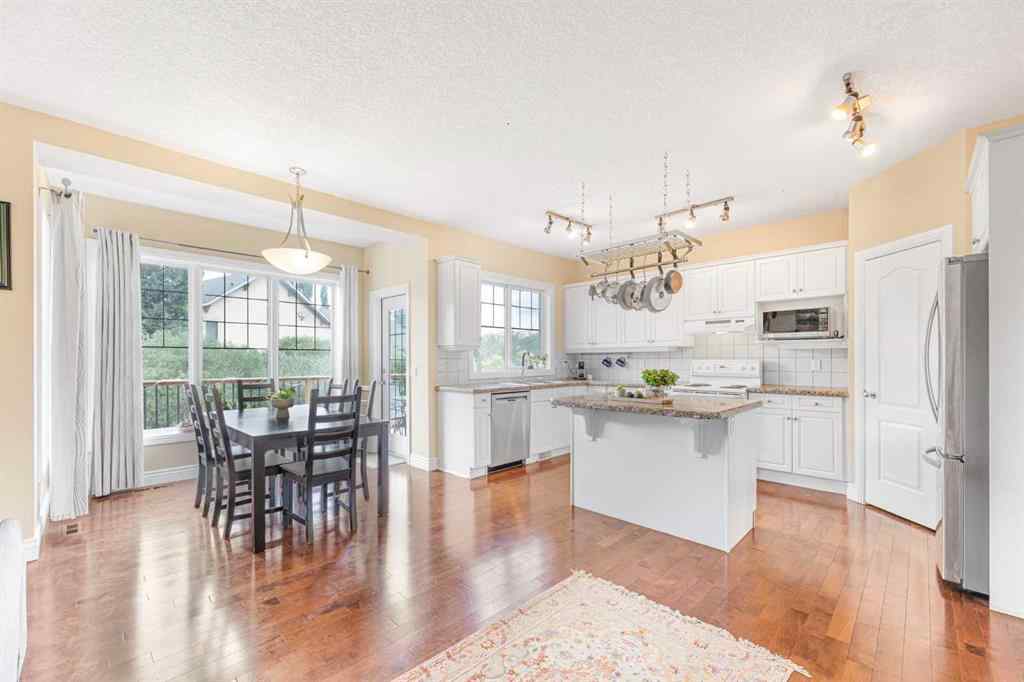 MLS® A2239402 - 10 Tusslewood Heights NW in Tuscany Calgary, Residential