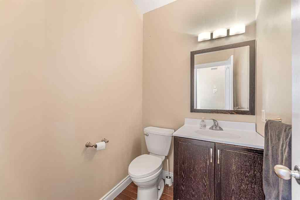 MLS® A2239402 - 10 Tusslewood Heights NW in Tuscany Calgary, Residential