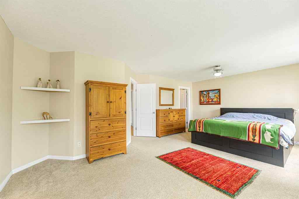 MLS® A2239402 - 10 Tusslewood Heights NW in Tuscany Calgary, Residential