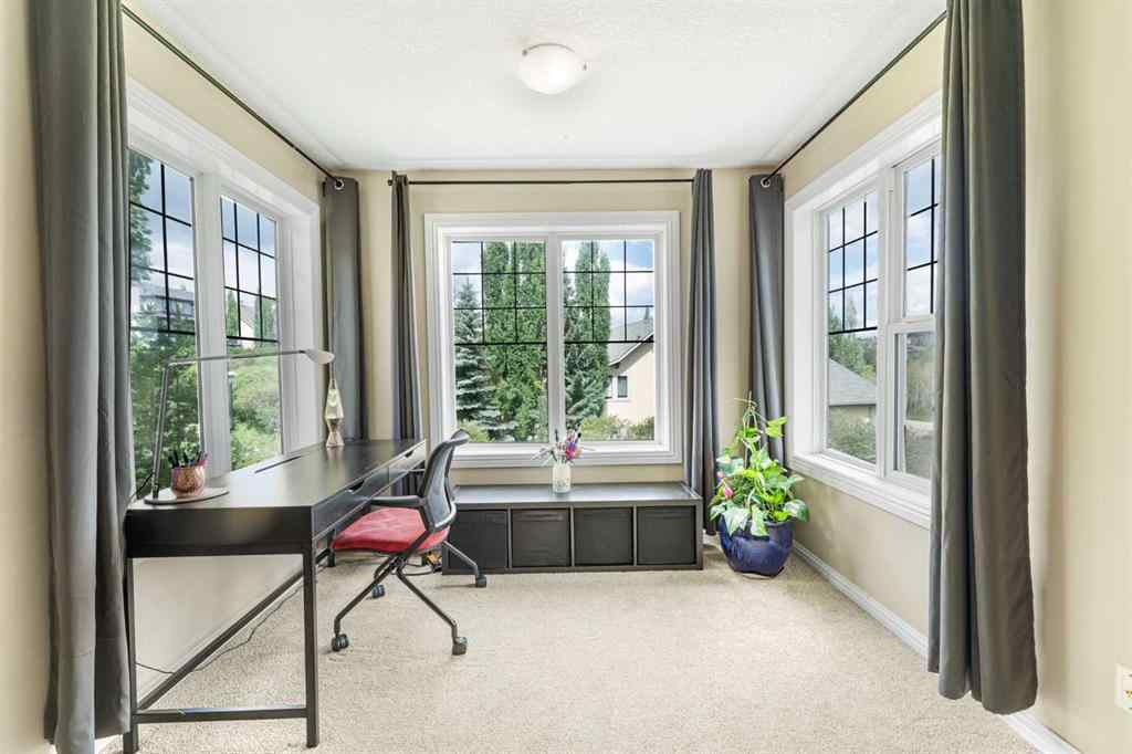 MLS® A2239402 - 10 Tusslewood Heights NW in Tuscany Calgary, Residential