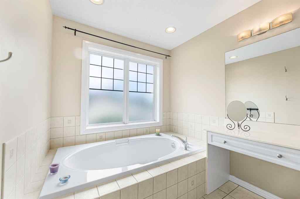 MLS® A2239402 - 10 Tusslewood Heights NW in Tuscany Calgary, Residential