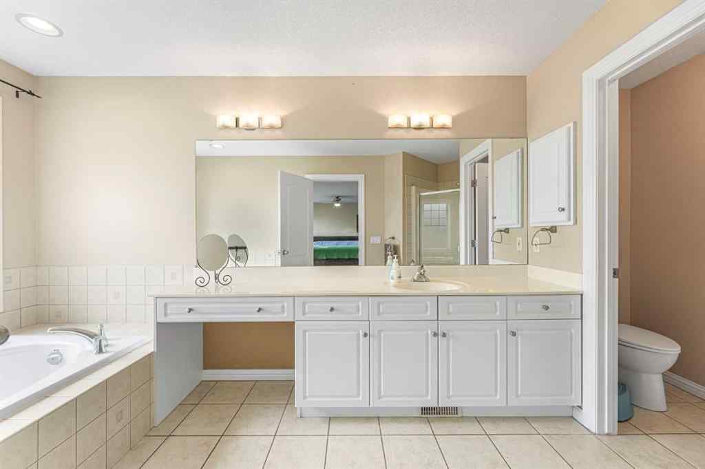 MLS® A2239402 - 10 Tusslewood Heights NW in Tuscany Calgary, Residential