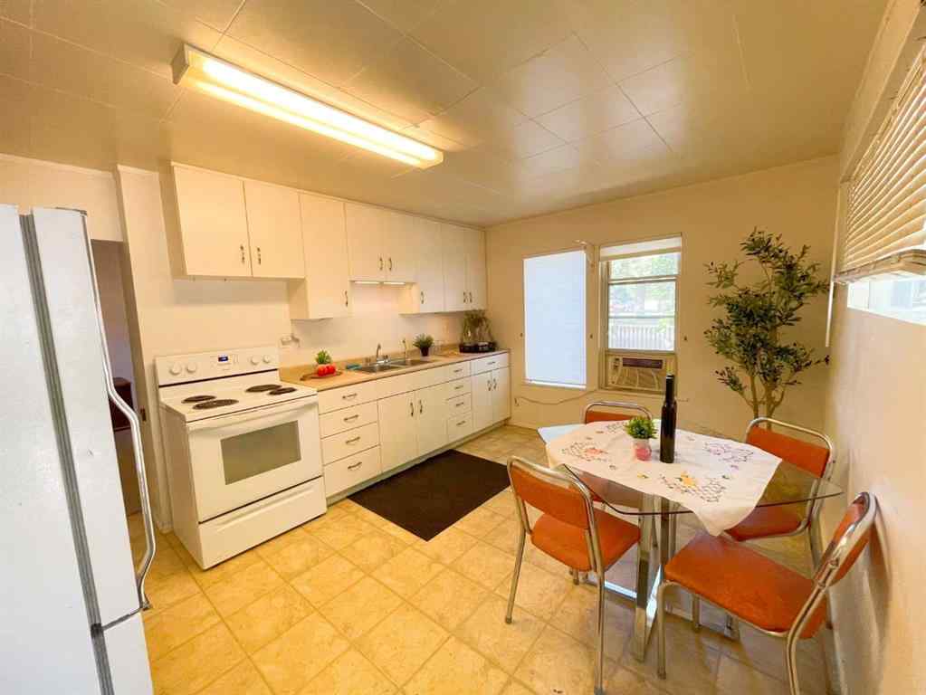 MLS® A2239411 - 645 16 Street N in Winston Churchill Lethbridge, Residential